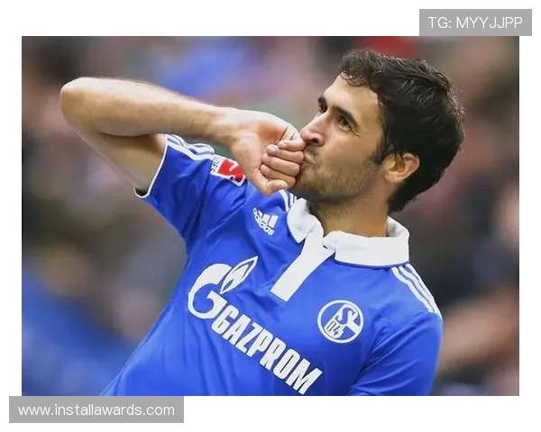 劳尔在比赛中的稳定性持续提升,助力球队迎来新的辉煌时期 劳尔在比赛中的稳定性持续提升,助力球队迎来新的辉煌时期