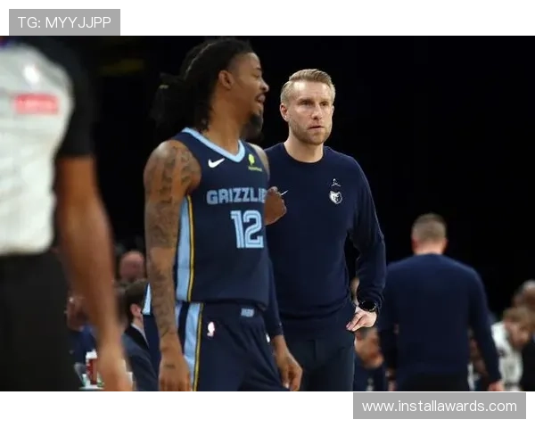 莫兰特靠挡拆突破提升篮下效率与库里形成鲜明对比